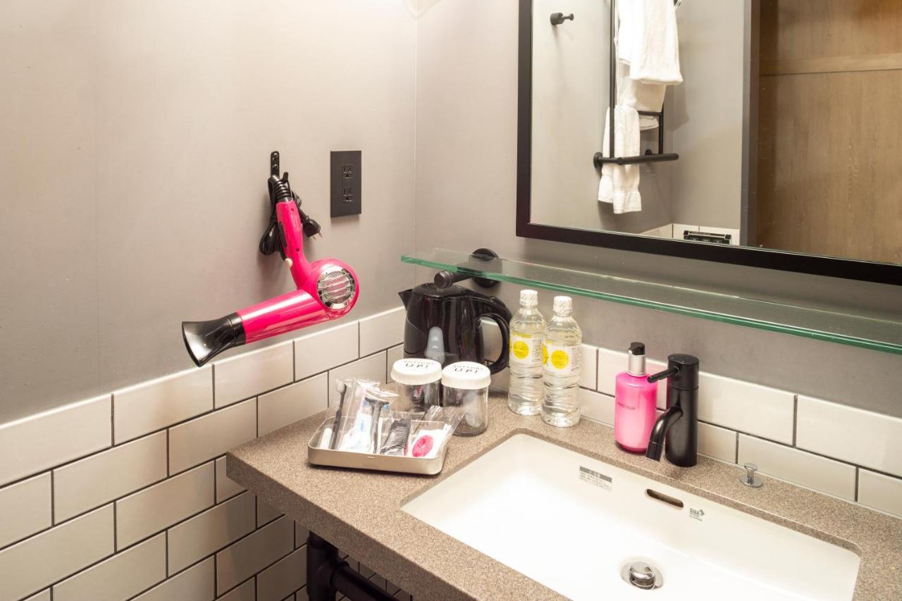 Moxy Honmachi By Marriott 4*