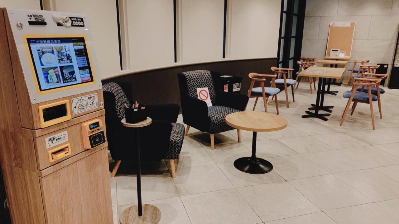 First Midosuji Namba Capsule hotel 3*