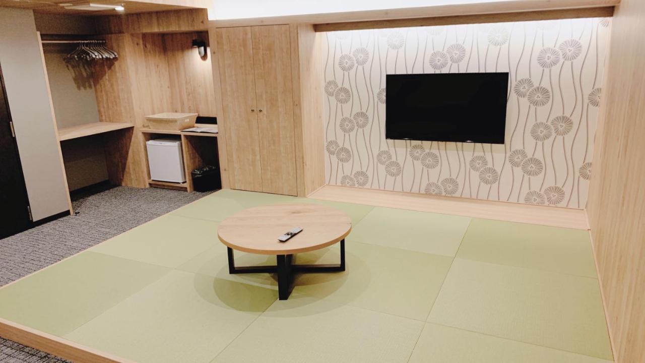 Capsule hotel First Midosuji Namba