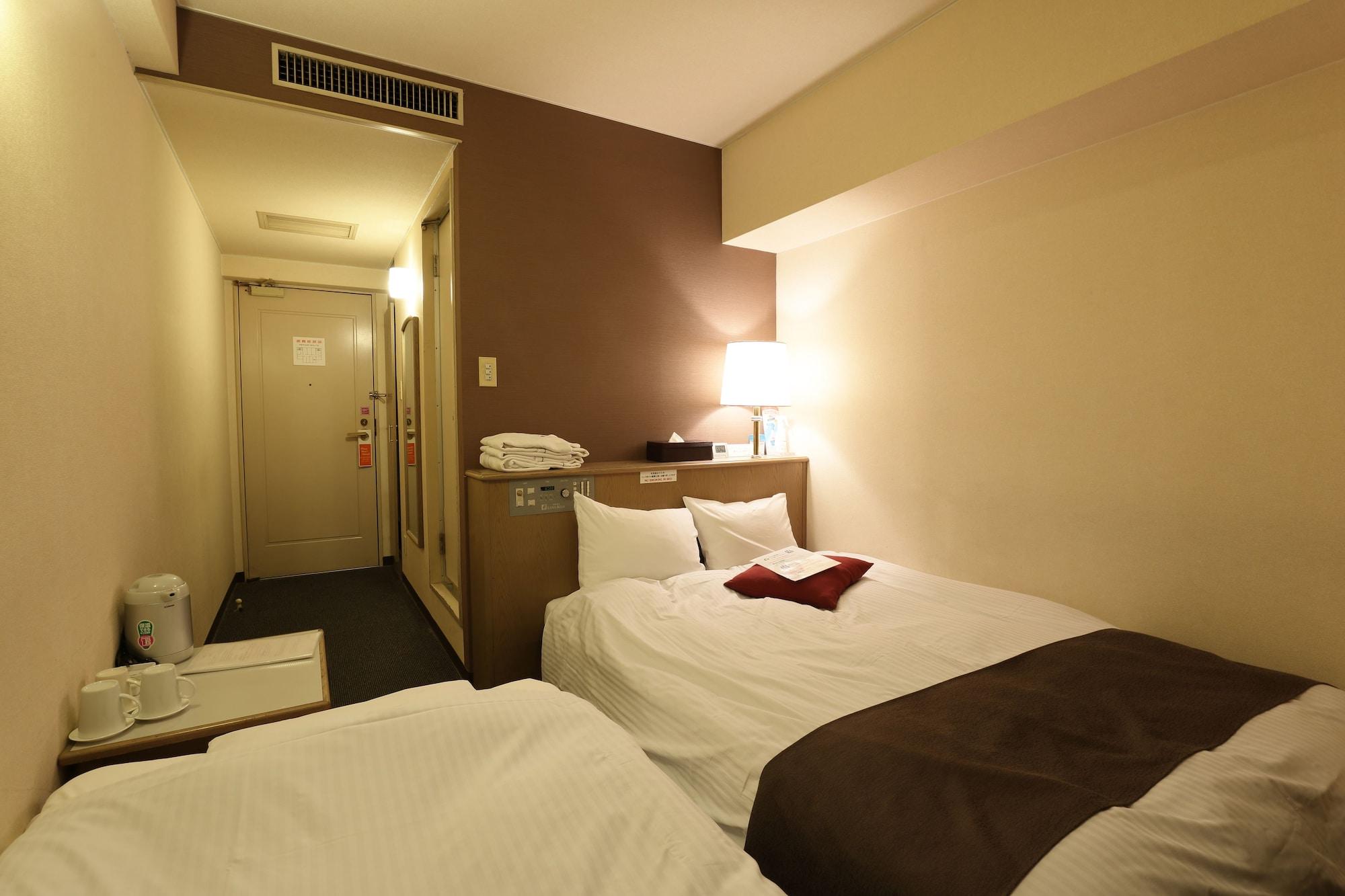 Shinsaibashi Lions Rock Hotel 3*