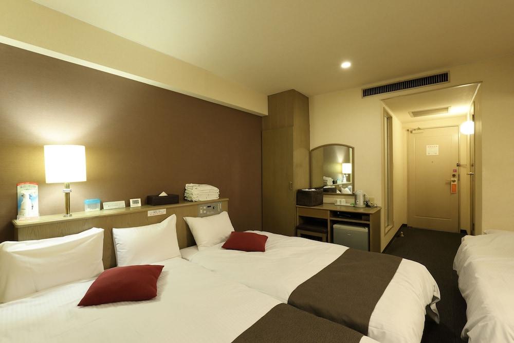 Hotel Shinsaibashi Lions Rock 3*