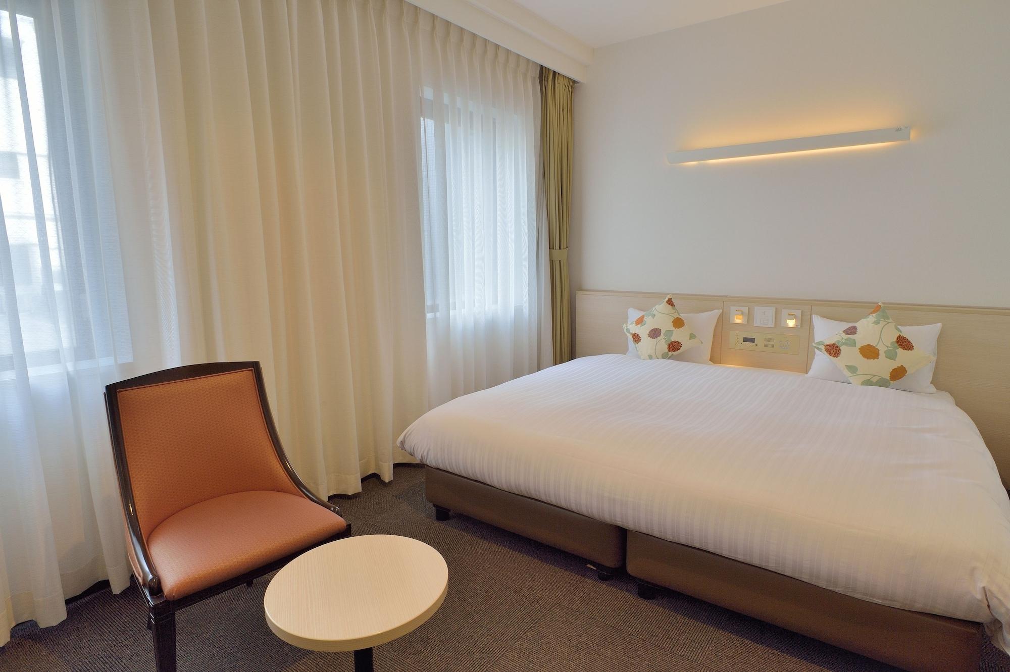 Hotel Natural Hot Spring Midosuji 2*