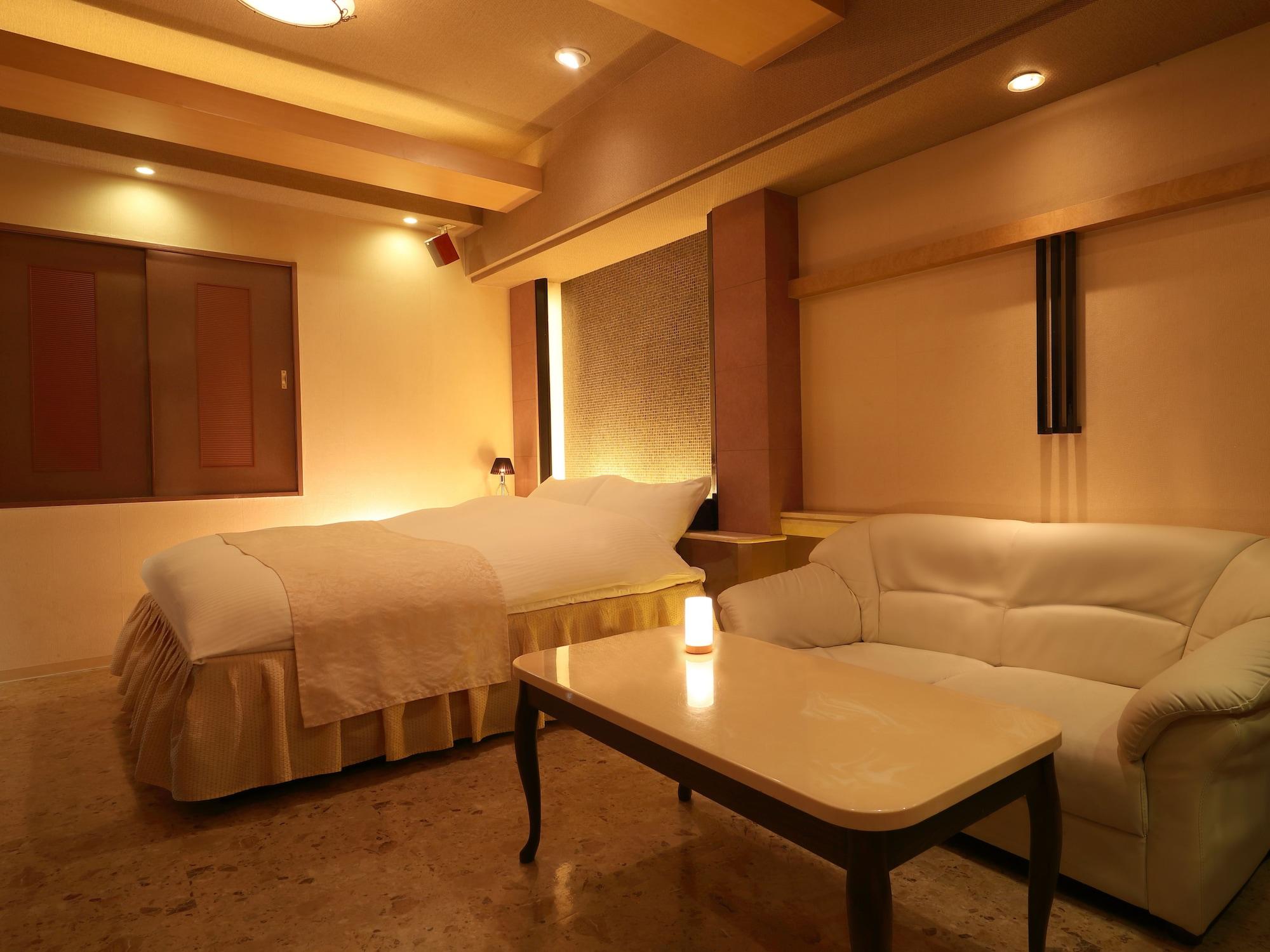 Hotel Fine Garden Umeda (adults Only) 3*