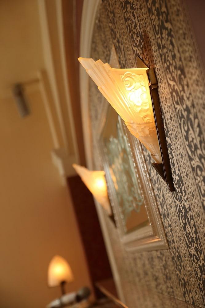 Fine Garden Umeda (adults Only) Hotel 3*