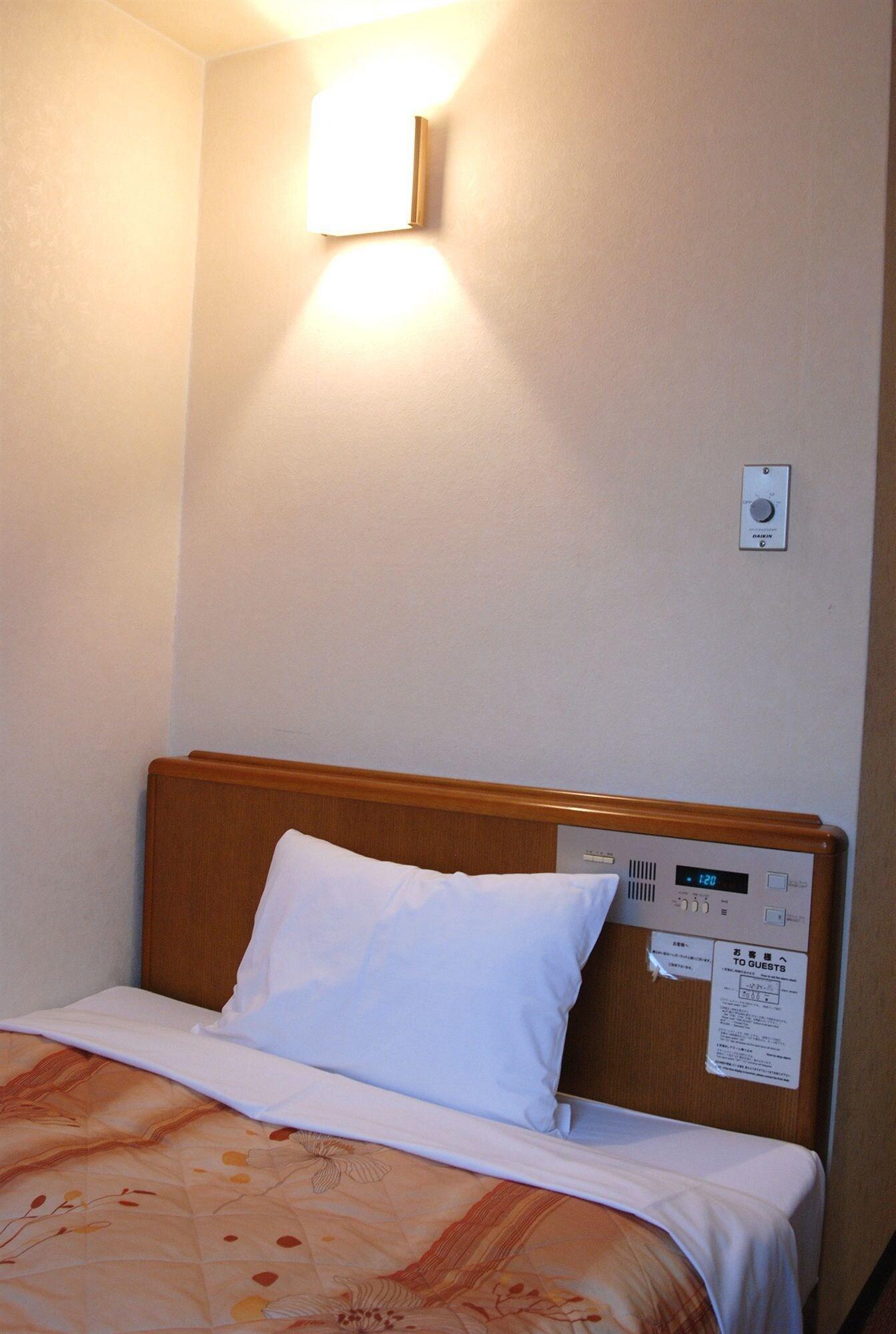 Business Nissei Hotel 2*
