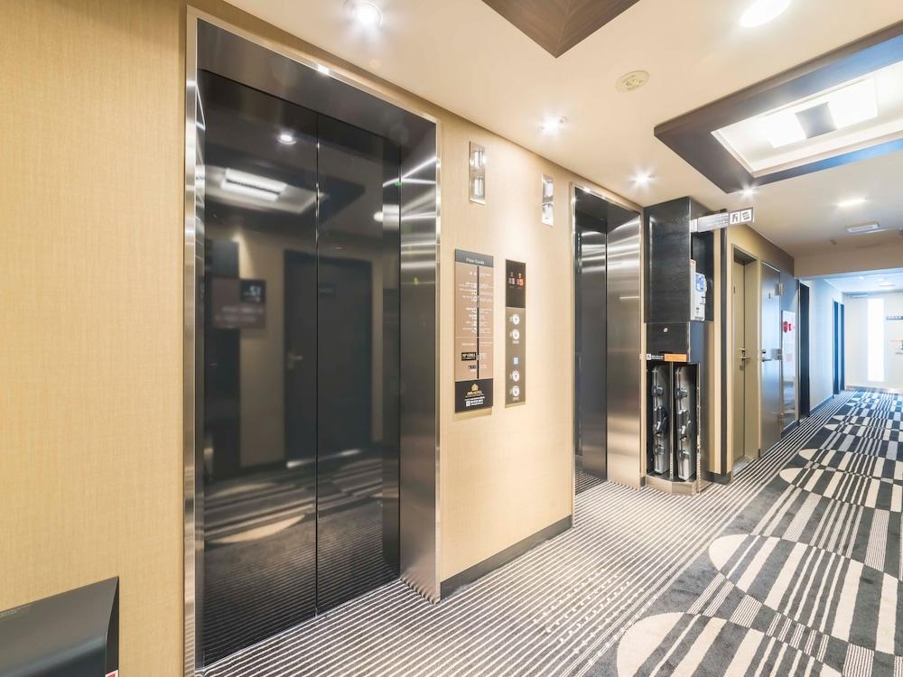 Apa Higashi Umeda Minami Morimachi Ekimae 3* Osaka