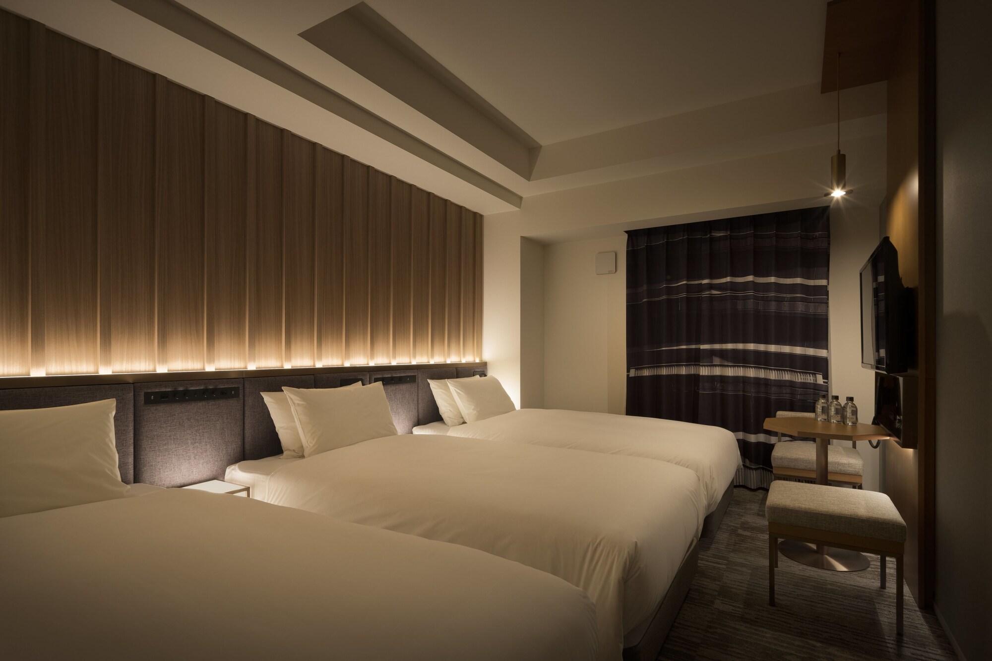 Bespoke Shinsaibashi Hotel 3*
