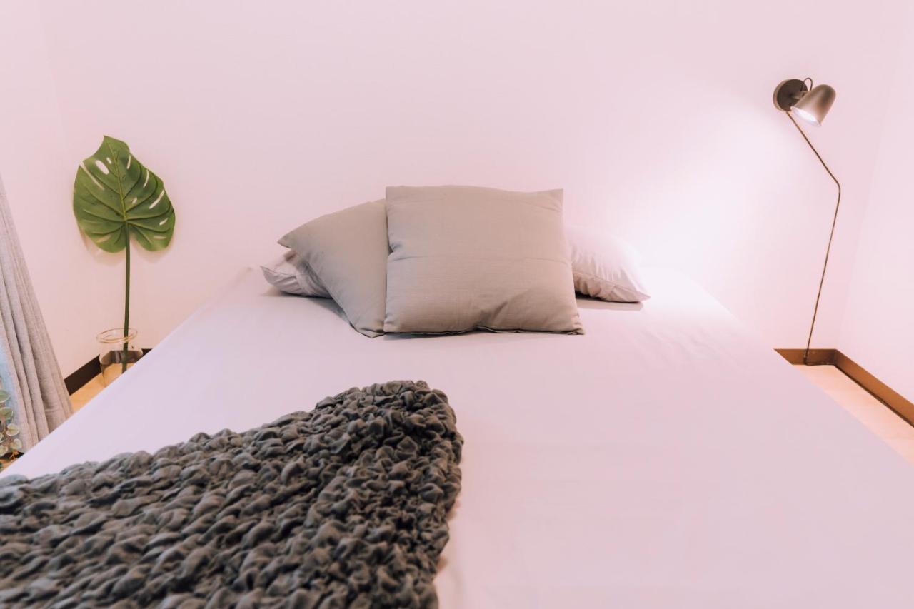 Apartment Minimalist Loft Namba Compact Studio With A 24-hour Gym Ma501 Osaka