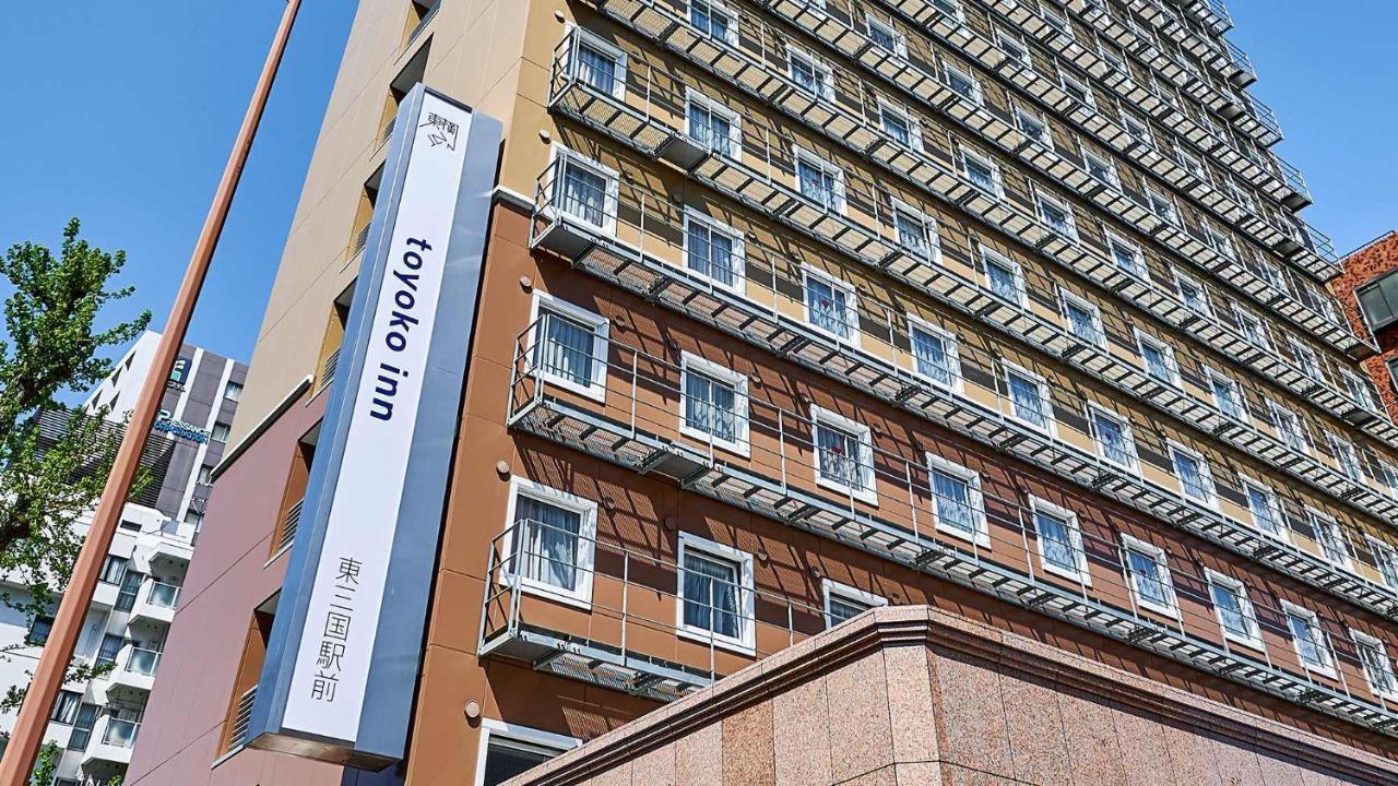 Toyoko Shin-osaka Higashi-mikuni Ekimae Hotel