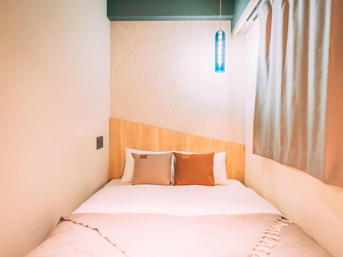 R Hotel-the Atelier Shinsaibashi East Hotel 3*