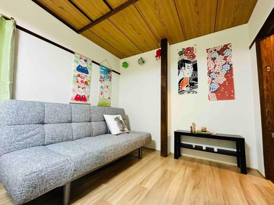 205gblhouse: Steps From Kuromon Market, Near Dotonbori Apartment