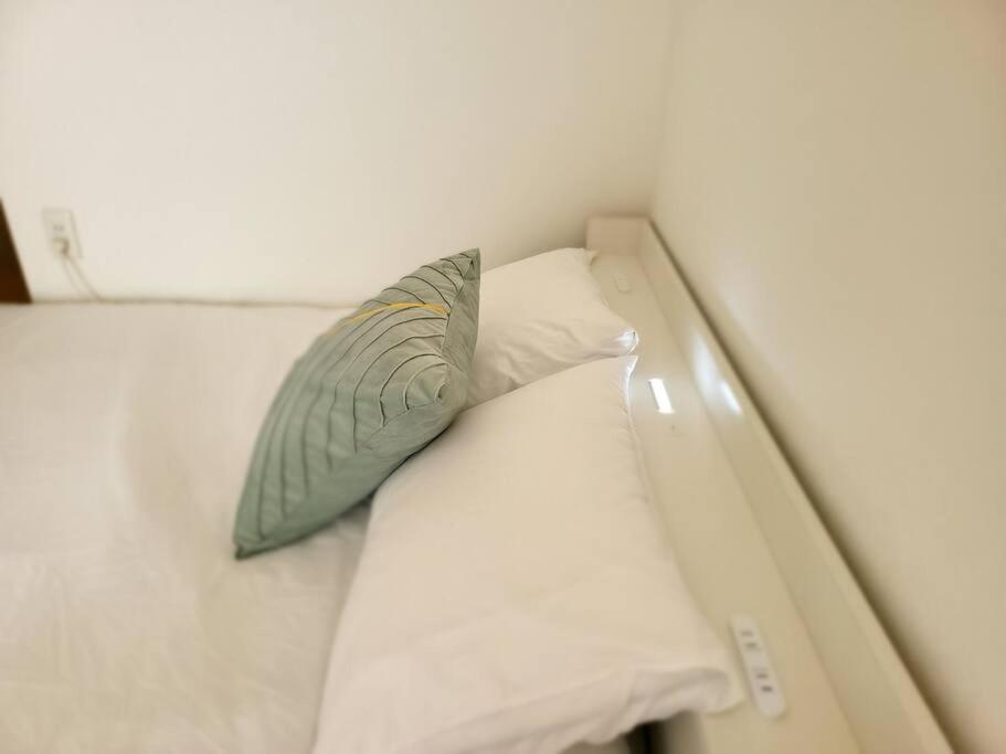 Dotonbori, Nipponbashi, Nagahoribashi Station 5minutes On Foot Double Bed Se7 Apartment