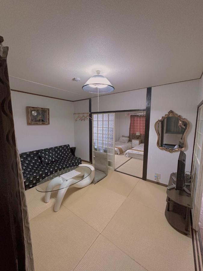 Nippori Nishi-tengachaya Guesthouse西天下茶屋アパートメント *