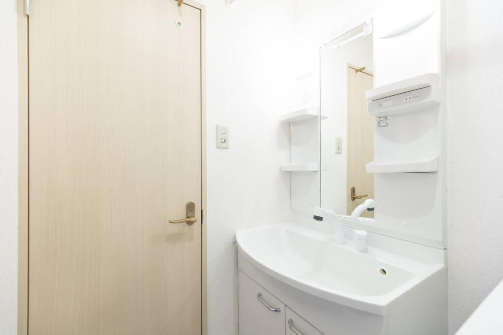Apartment 最大6万円 400ドルの豪華プレゼントあり人気の心斎橋 難波徒歩圏内 最寄り駅から徒歩2分