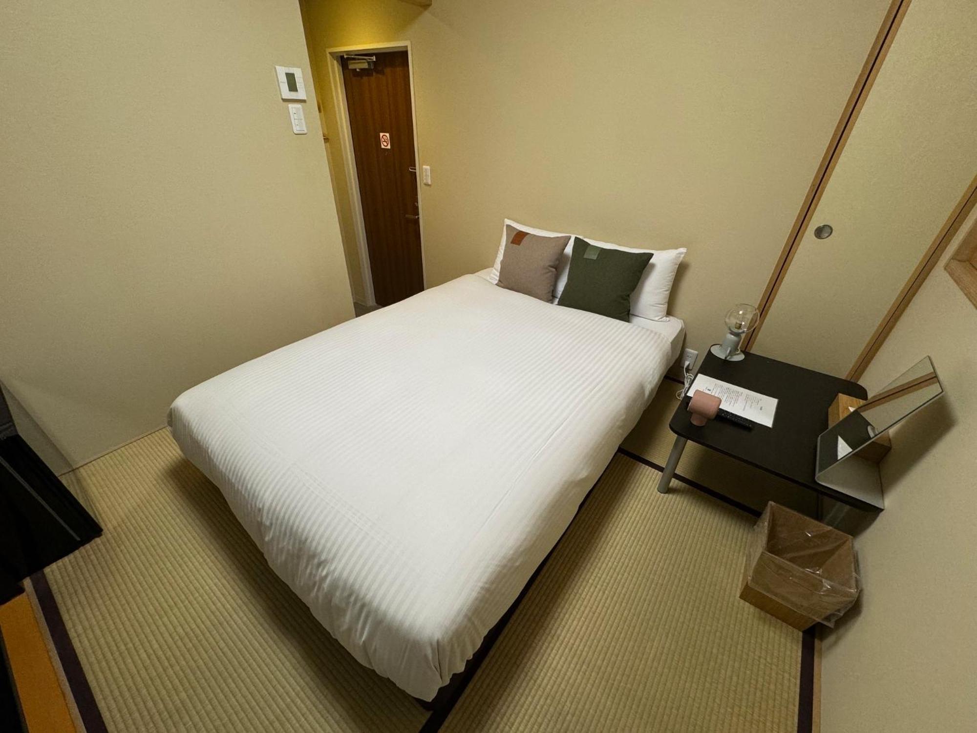 R Hotel-the Atelier Shinsaibashi East Hotel 3*