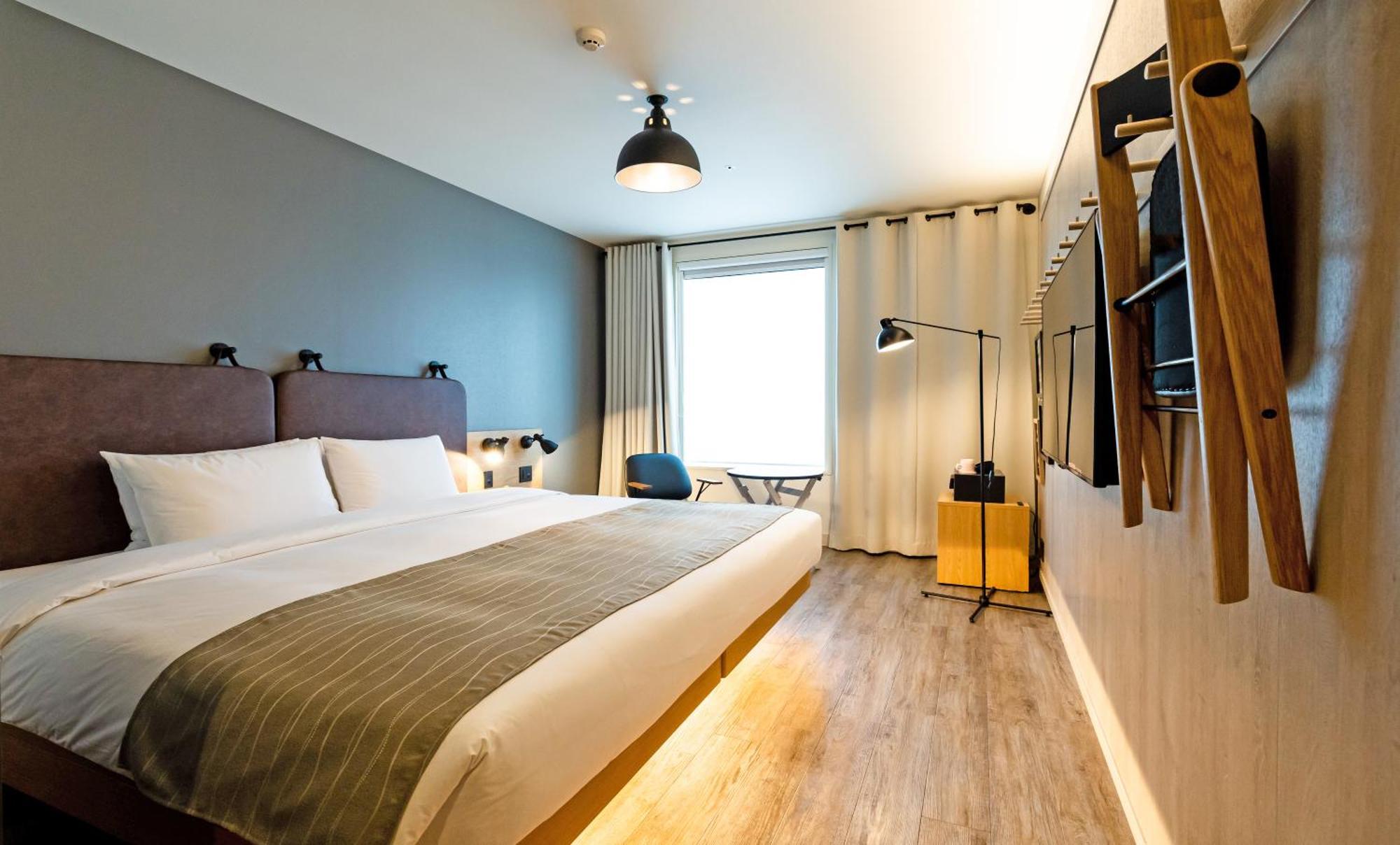 Moxy Honmachi By Marriott Osaka