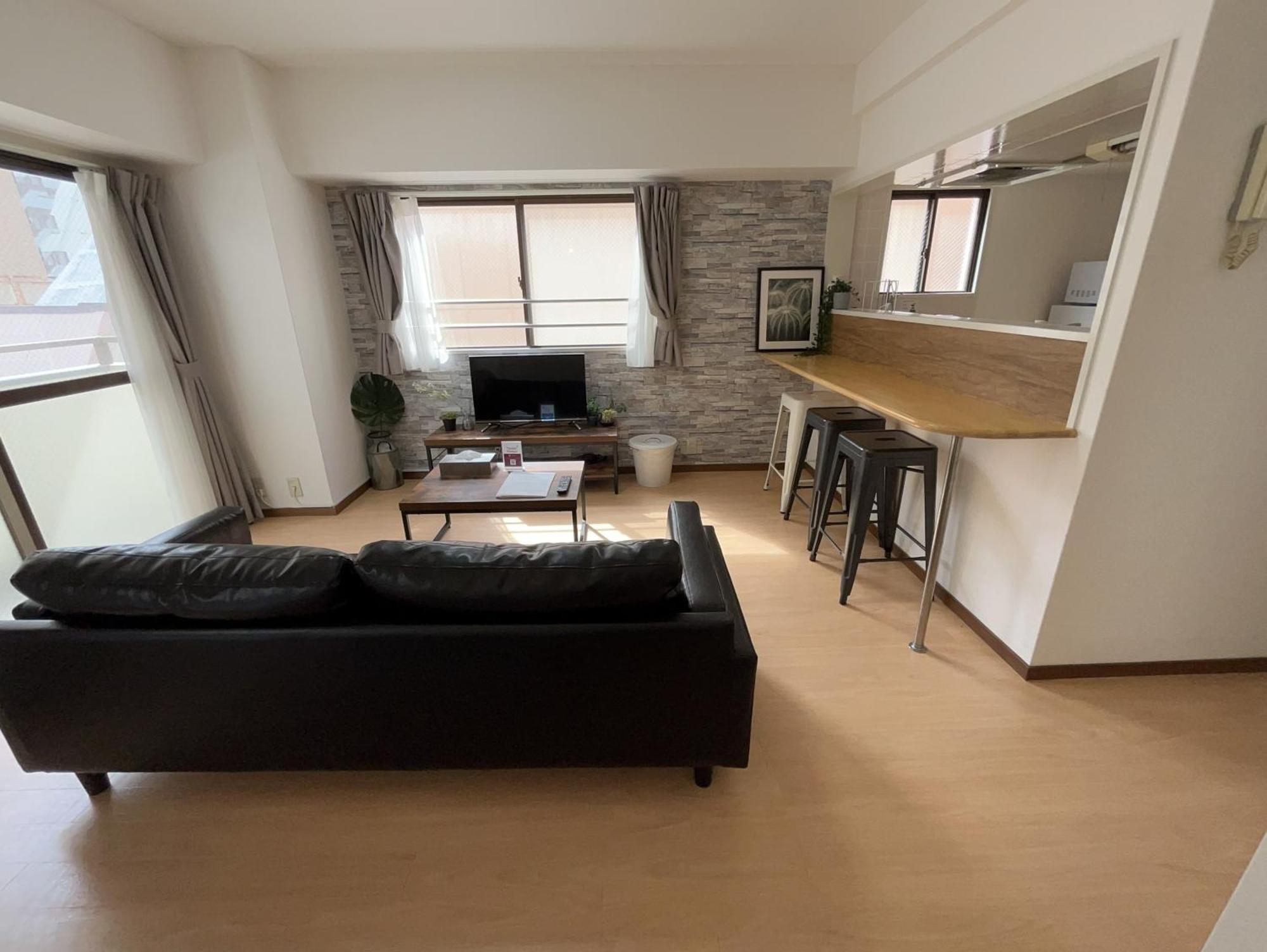 Centrage Ark Shinsaibashi Apartment *
