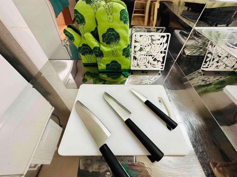 205gblhouse: Steps From Kuromon Market, Near Dotonbori Apartment *