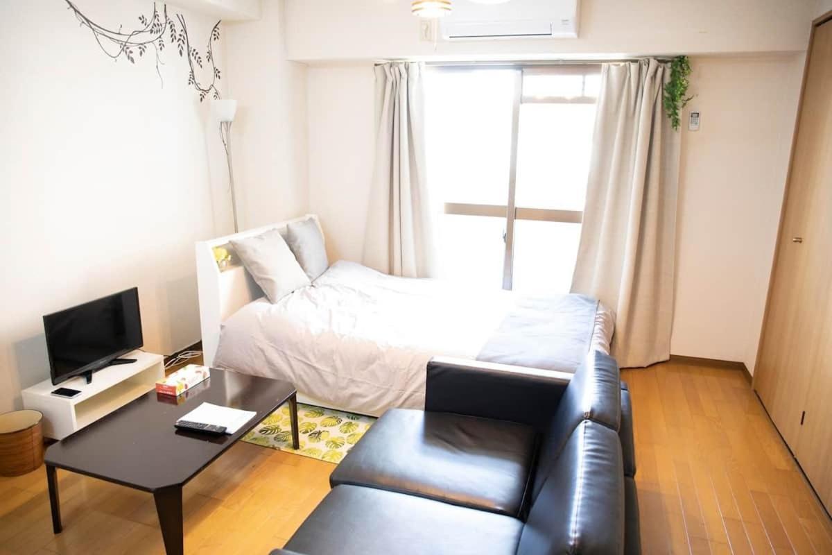 Apartment ユニオン新大阪 十三駅西中島南方駅 自転車&wifi貸出無料 Osaka