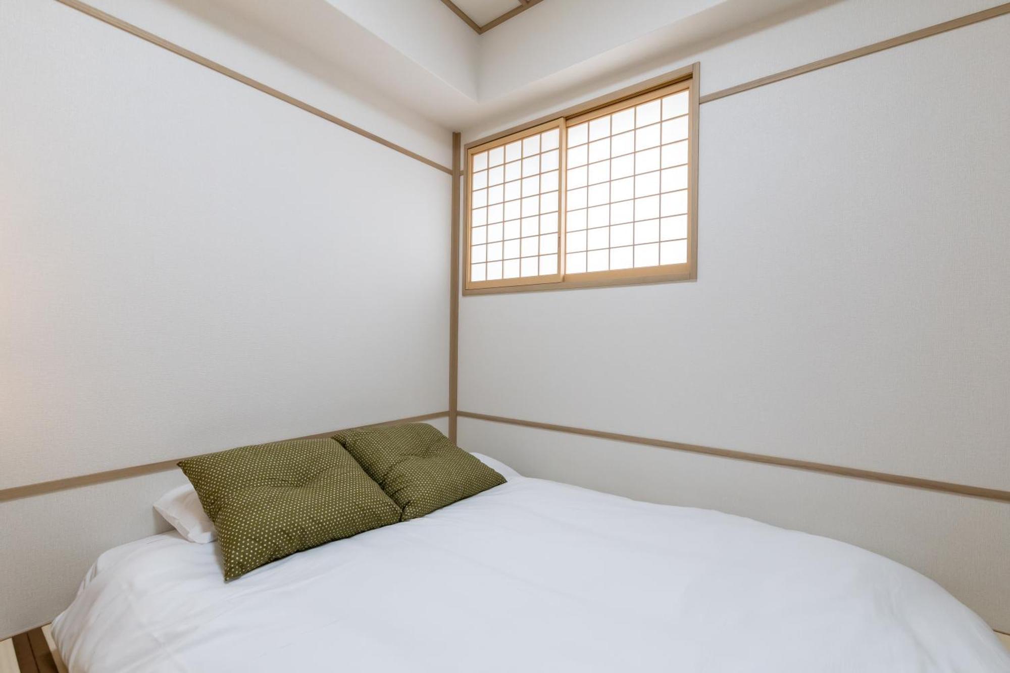 H2h Shinsaibashi Osaka