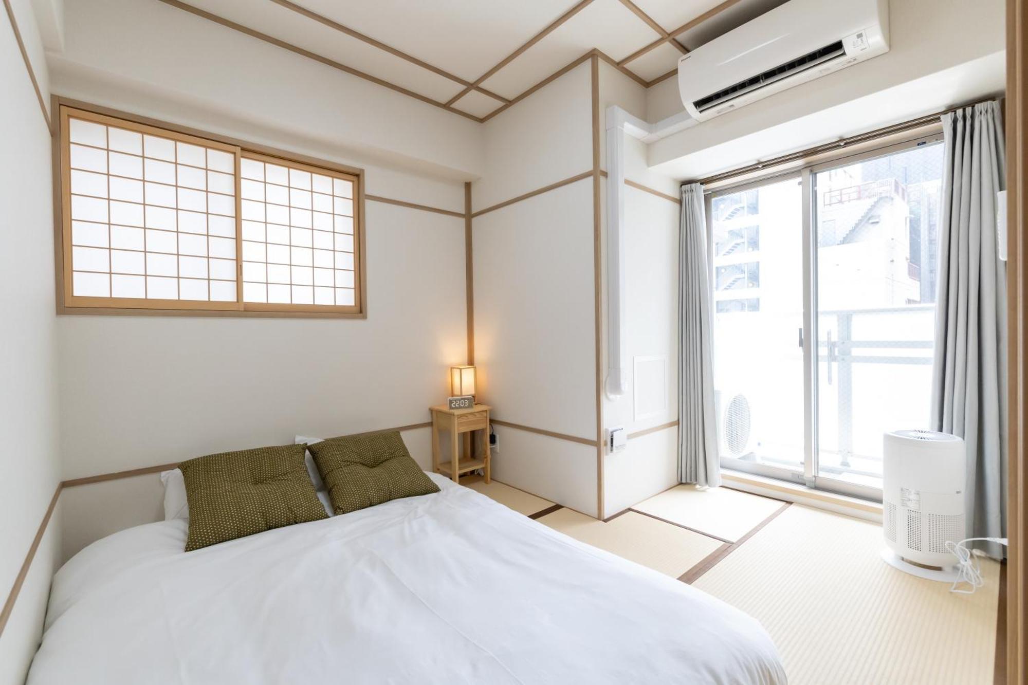 H2h Shinsaibashi Apartment