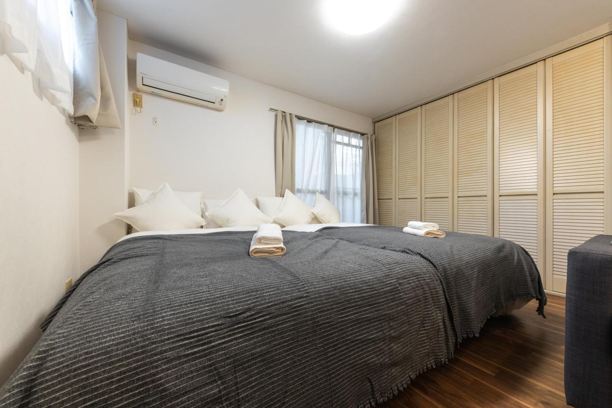 Apartment ユニオン新大阪 十三駅西中島南方駅 自転車&wifi貸出無料 *