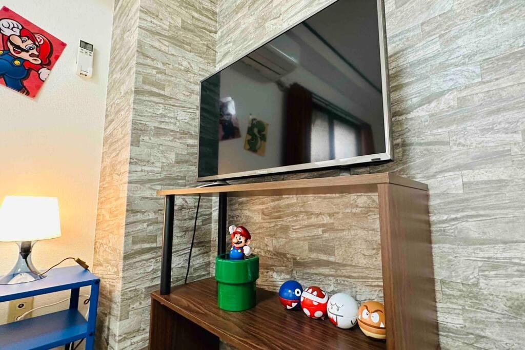Apartamento 303黒門市場すぐ30秒!道頓堀まで徒歩8分!でんでんタウン徒歩3分!通天閣徒歩9分!観光に最高!