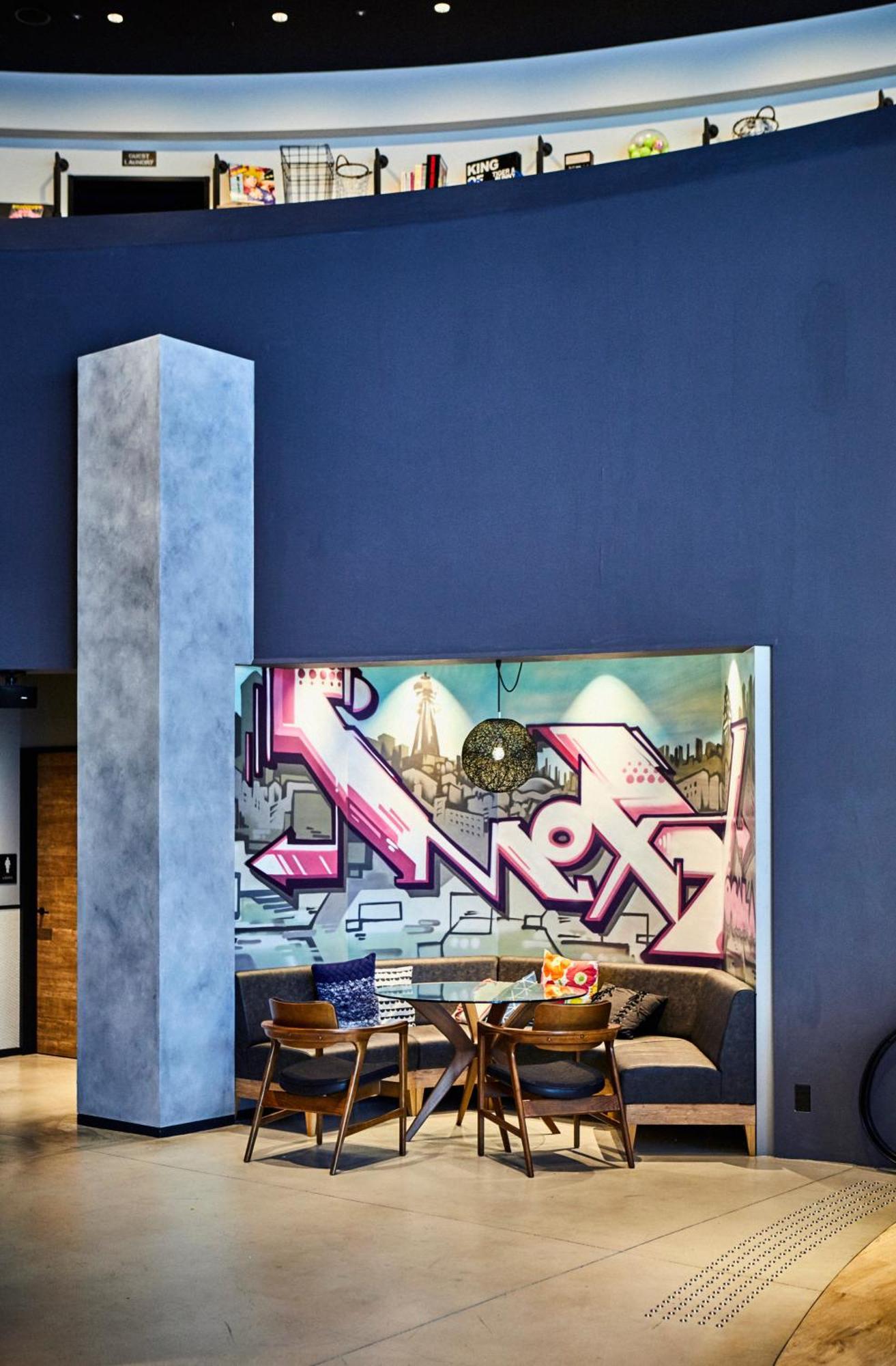 Moxy Honmachi By Marriott Hotel