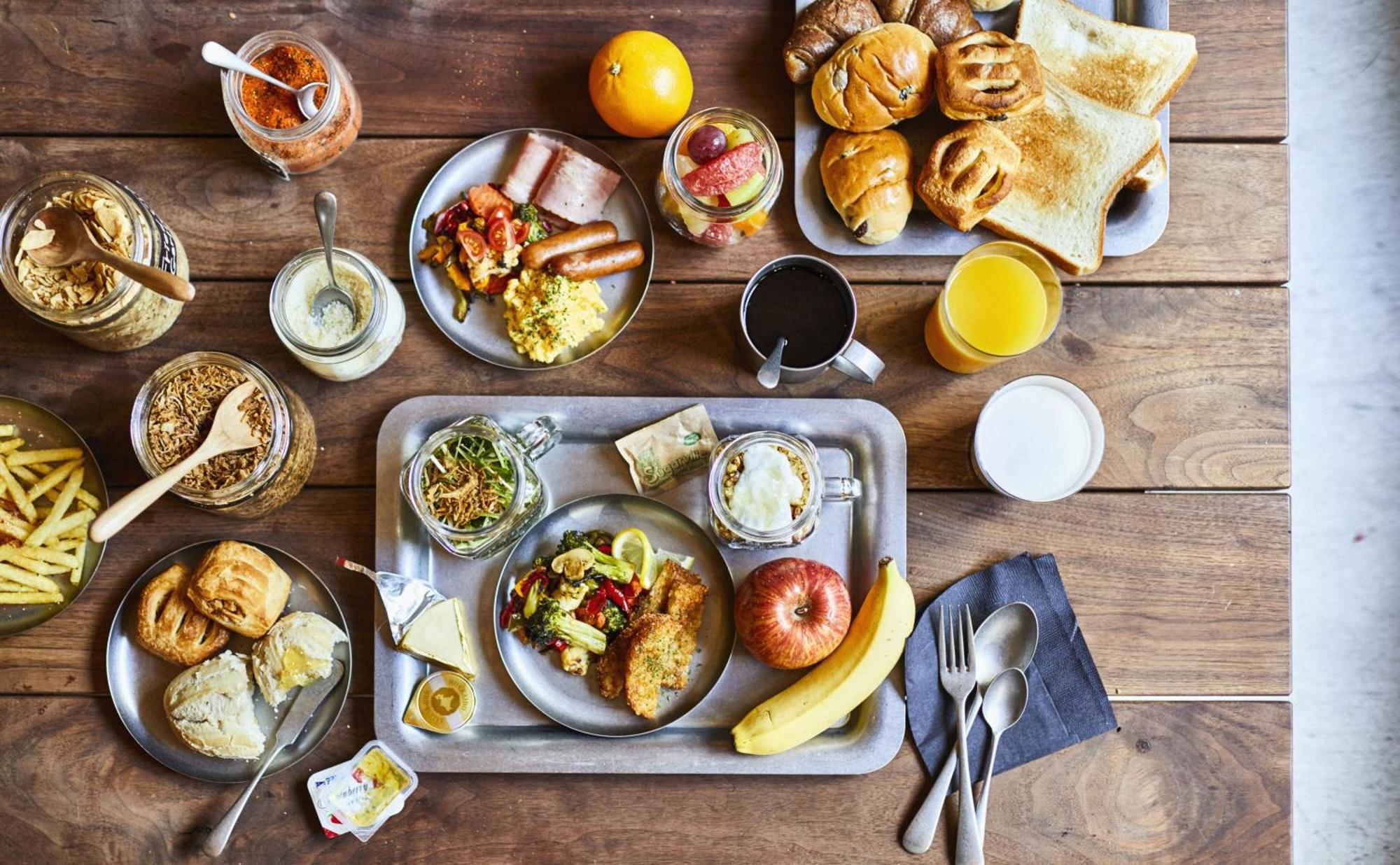 Moxy Honmachi By Marriott Hotel 4*
