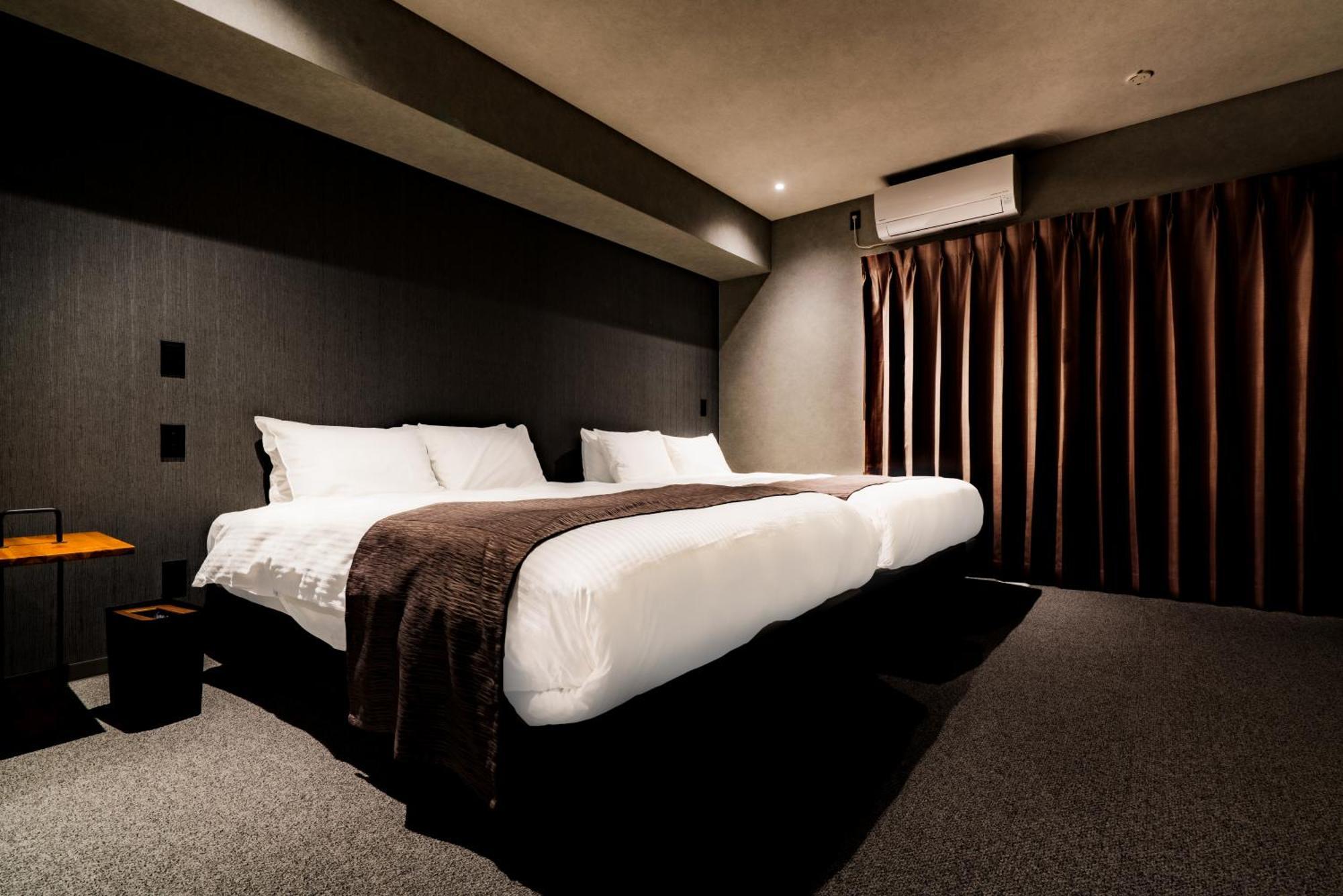 Hotel Randor Namba 4*
