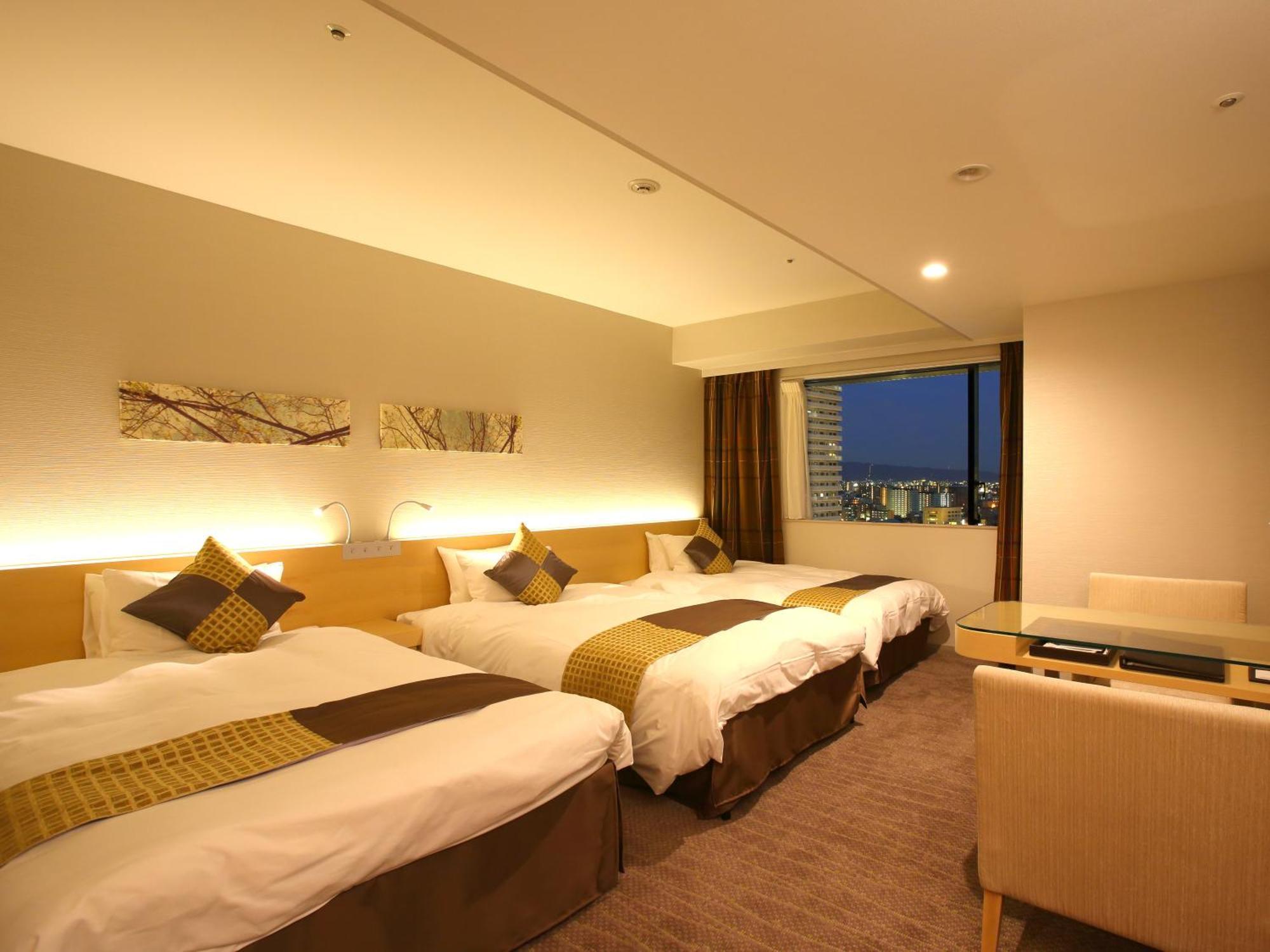 Keihan Kyobashi Grande 4*