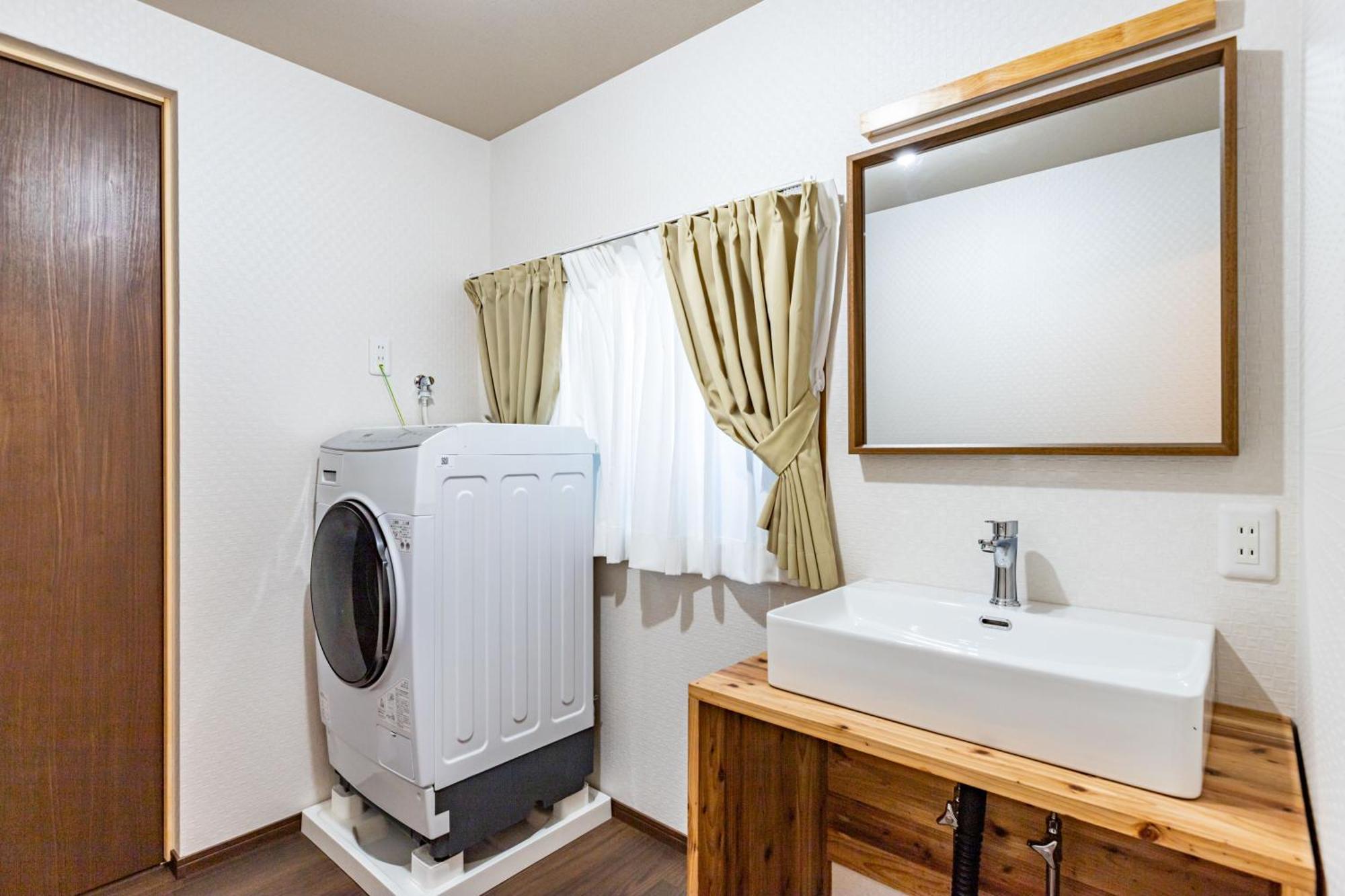 清水屋大阪西九条駅前 Apartment *