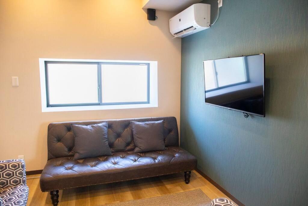 5 Mins Walk From Tengachaya Close To Namba Apartment Osaka