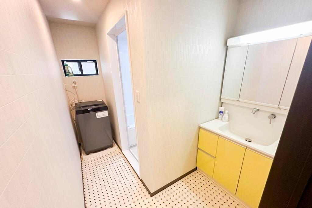 5 Mins Walk From Tengachaya Close To Namba Apartment