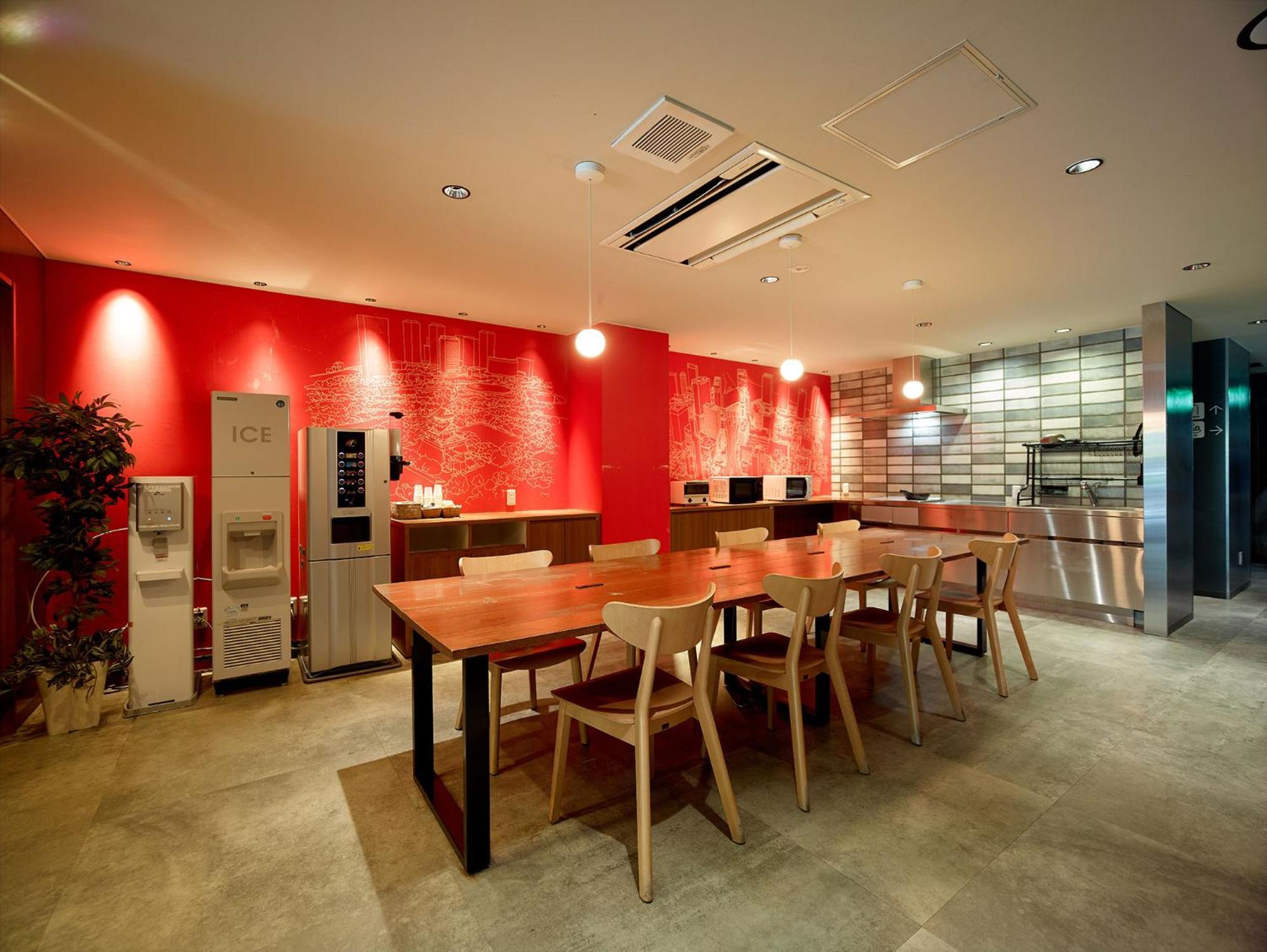 Zipang 2* Osaka