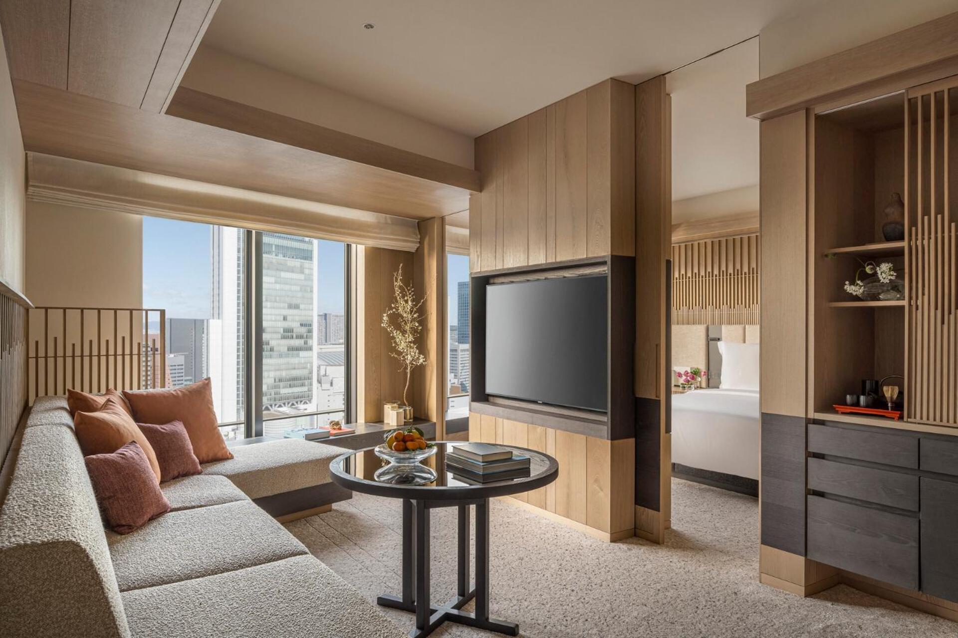 Four Seasons Hotel 5*