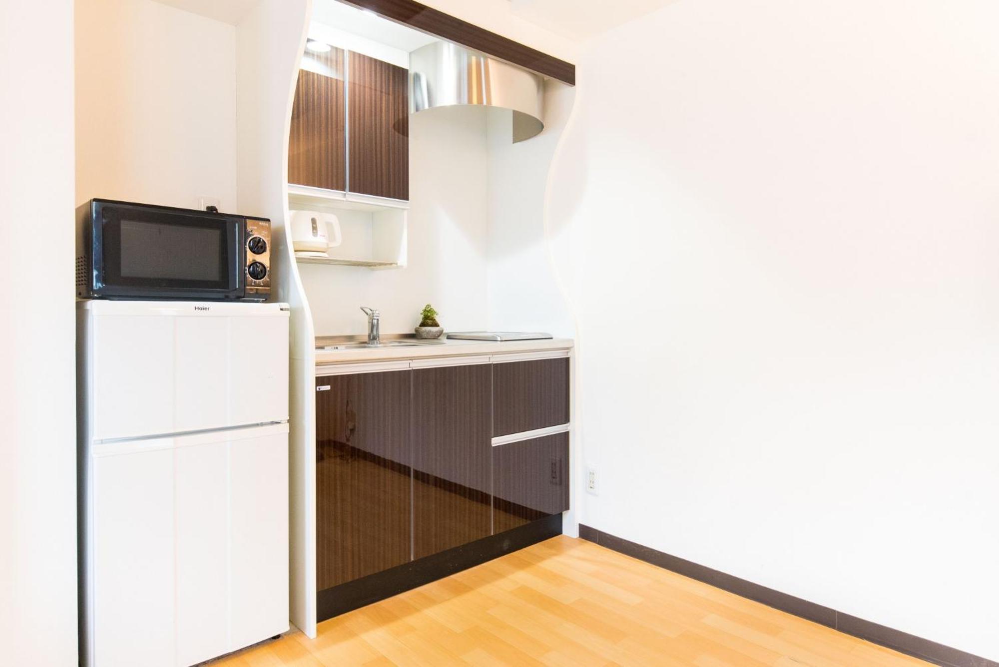 Apartment Sakura House Namba B