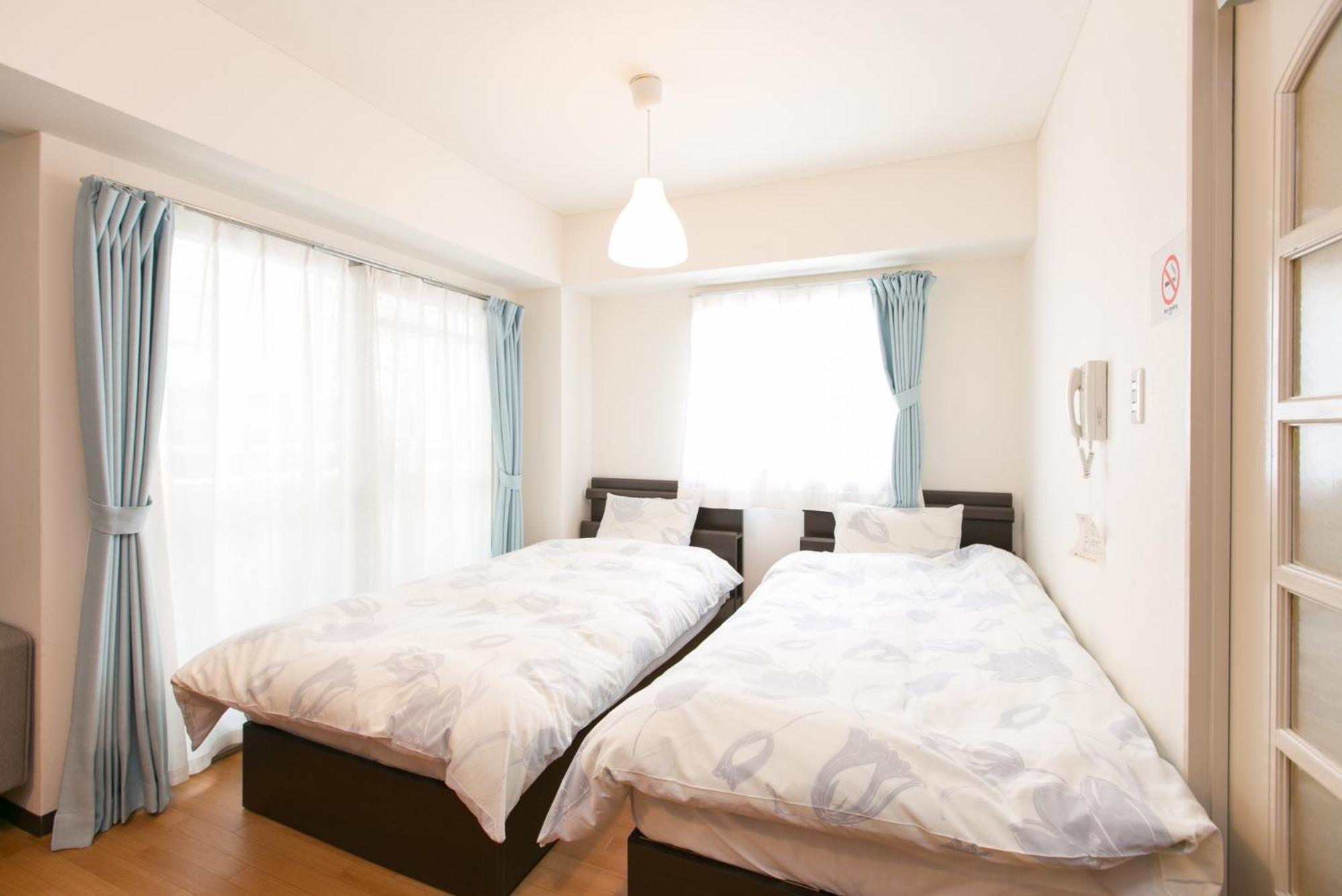 Apartment Sakura House Namba B