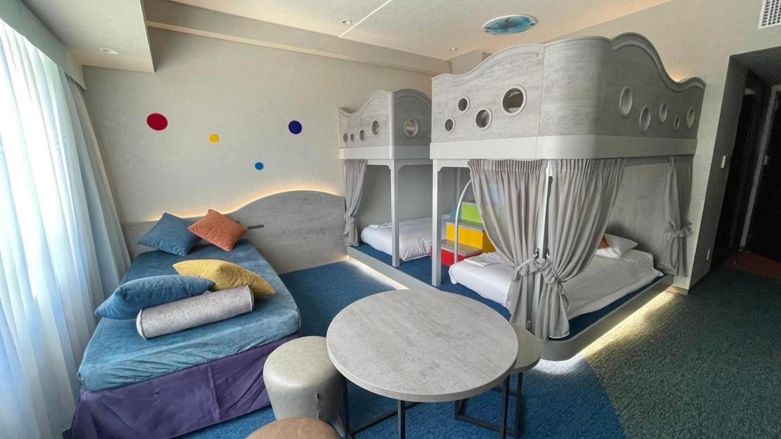 Hotel Keihan Universal Tower 4*