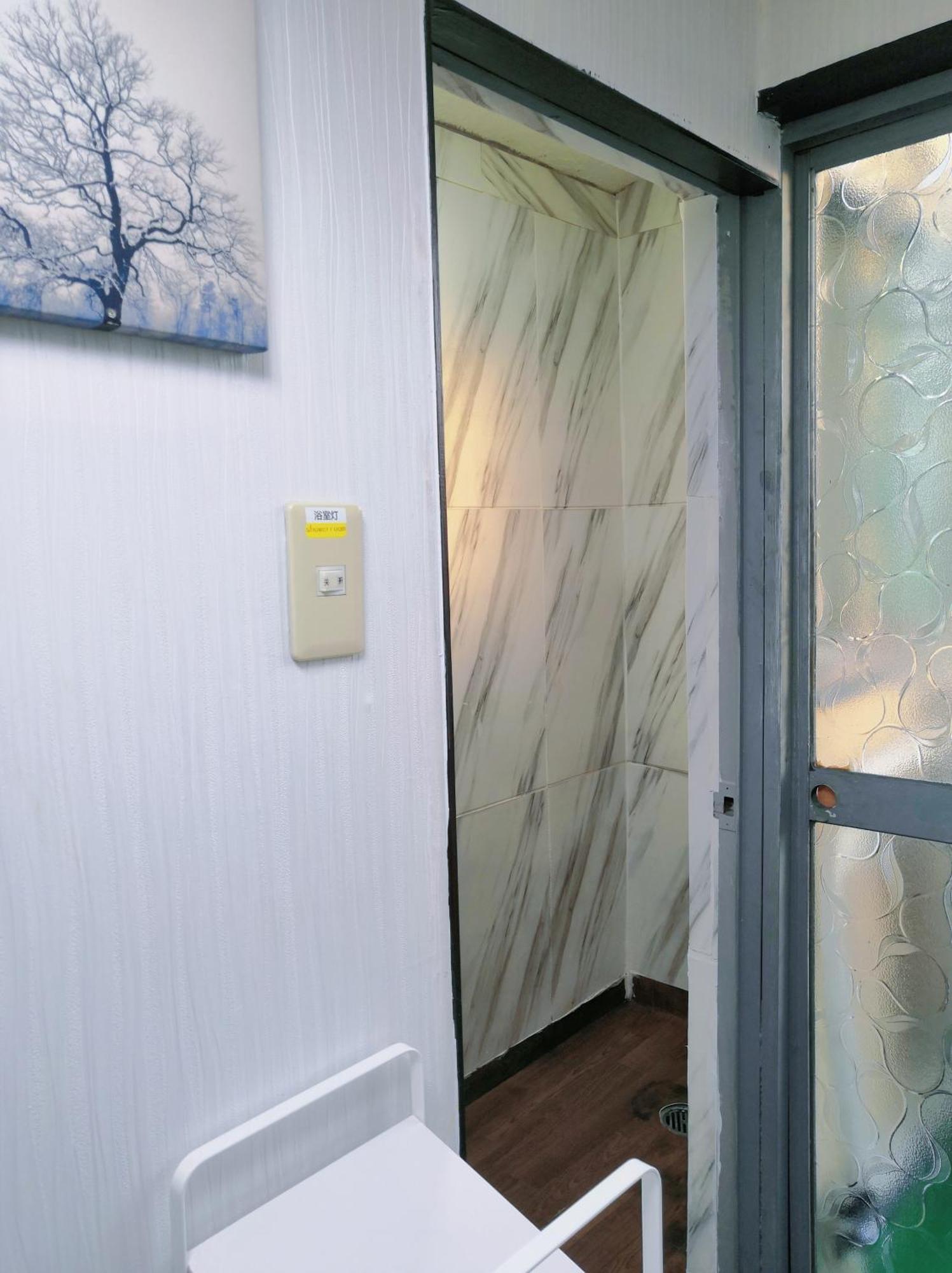 Nippori Nishi-tengachaya Guesthouse西天下茶屋アパートメント Aparthotel Osaka