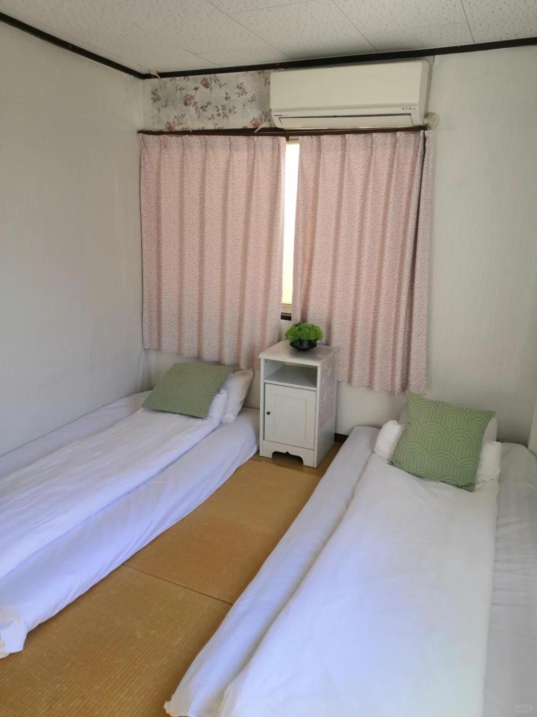 Nippori Nishi-tengachaya Guesthouse西天下茶屋アパートメント Osaka