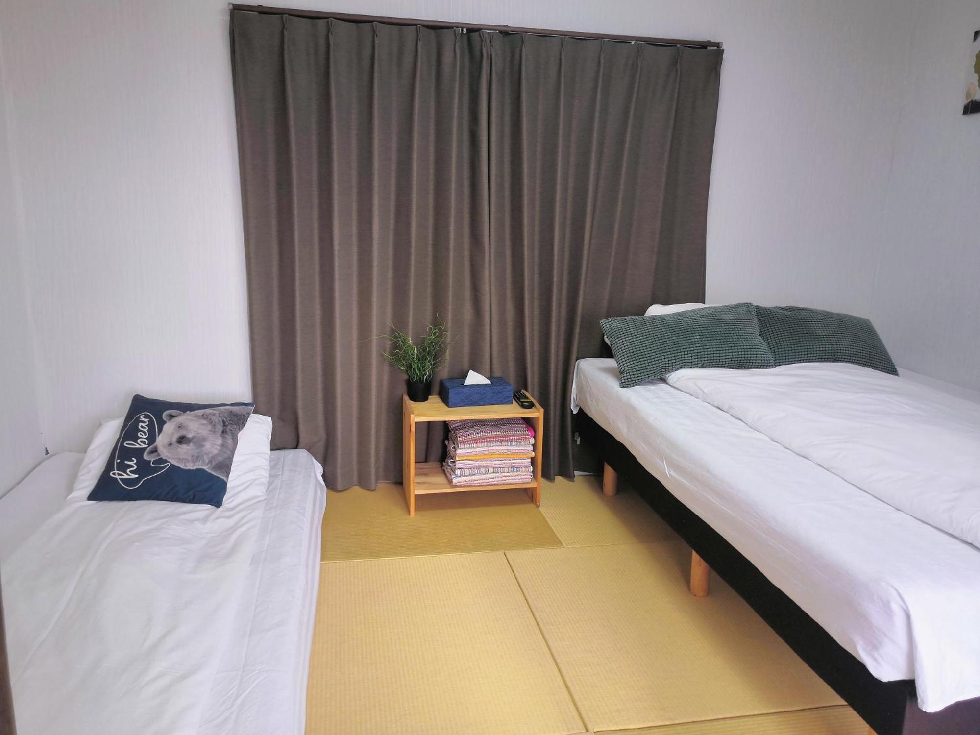 Nippori Nishi-tengachaya Guesthouse西天下茶屋アパートメント Aparthotel Osaka