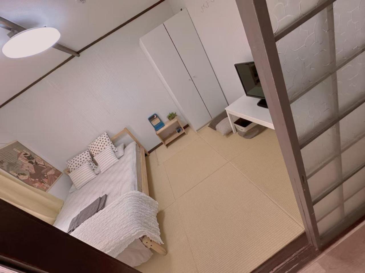 Nippori Nishi-tengachaya Guesthouse西天下茶屋アパートメント Aparthotel Osaka