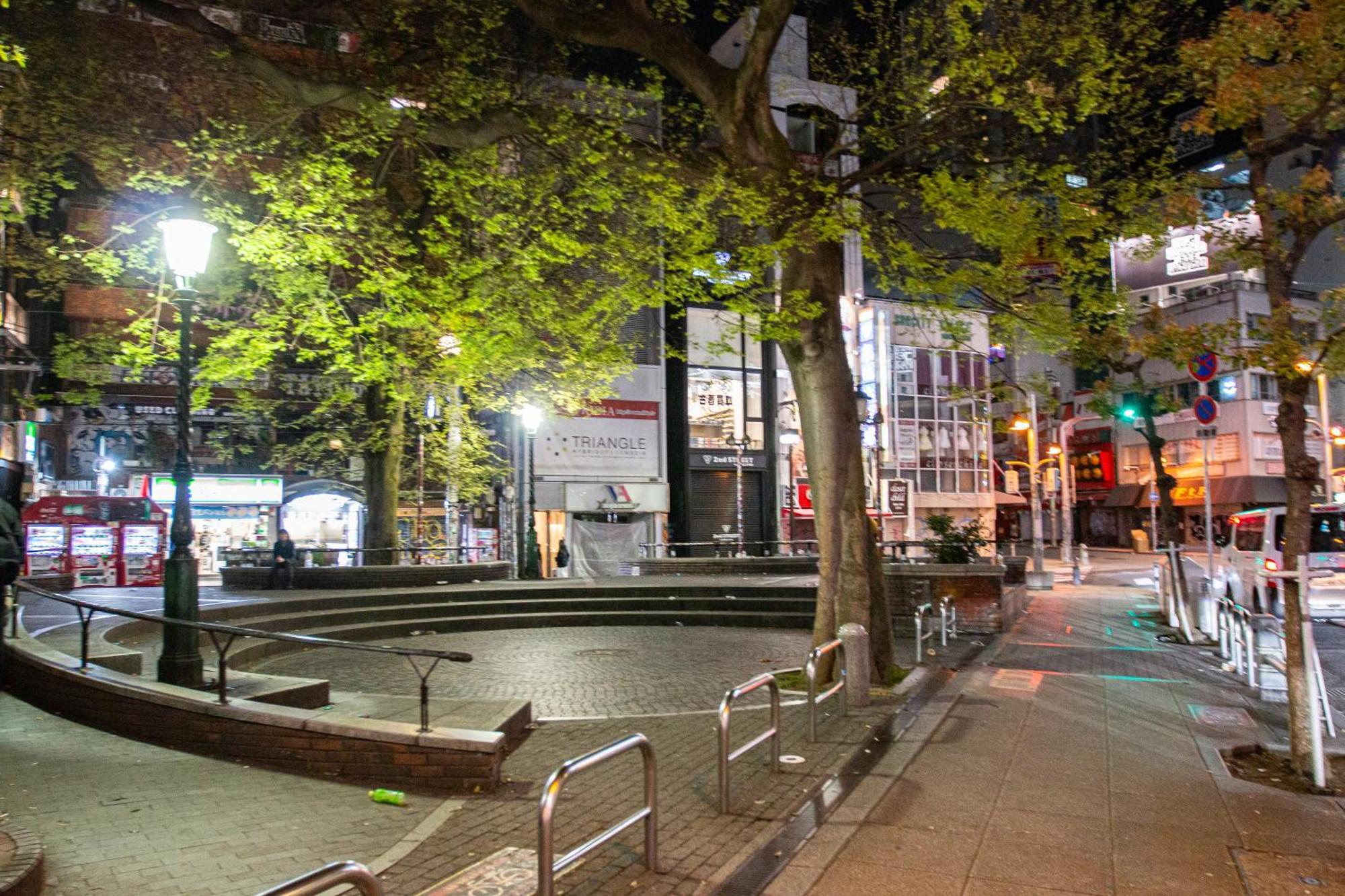 Capsule hotel Capsule Asahi Plaza Shinsaibashi - Men's Only *