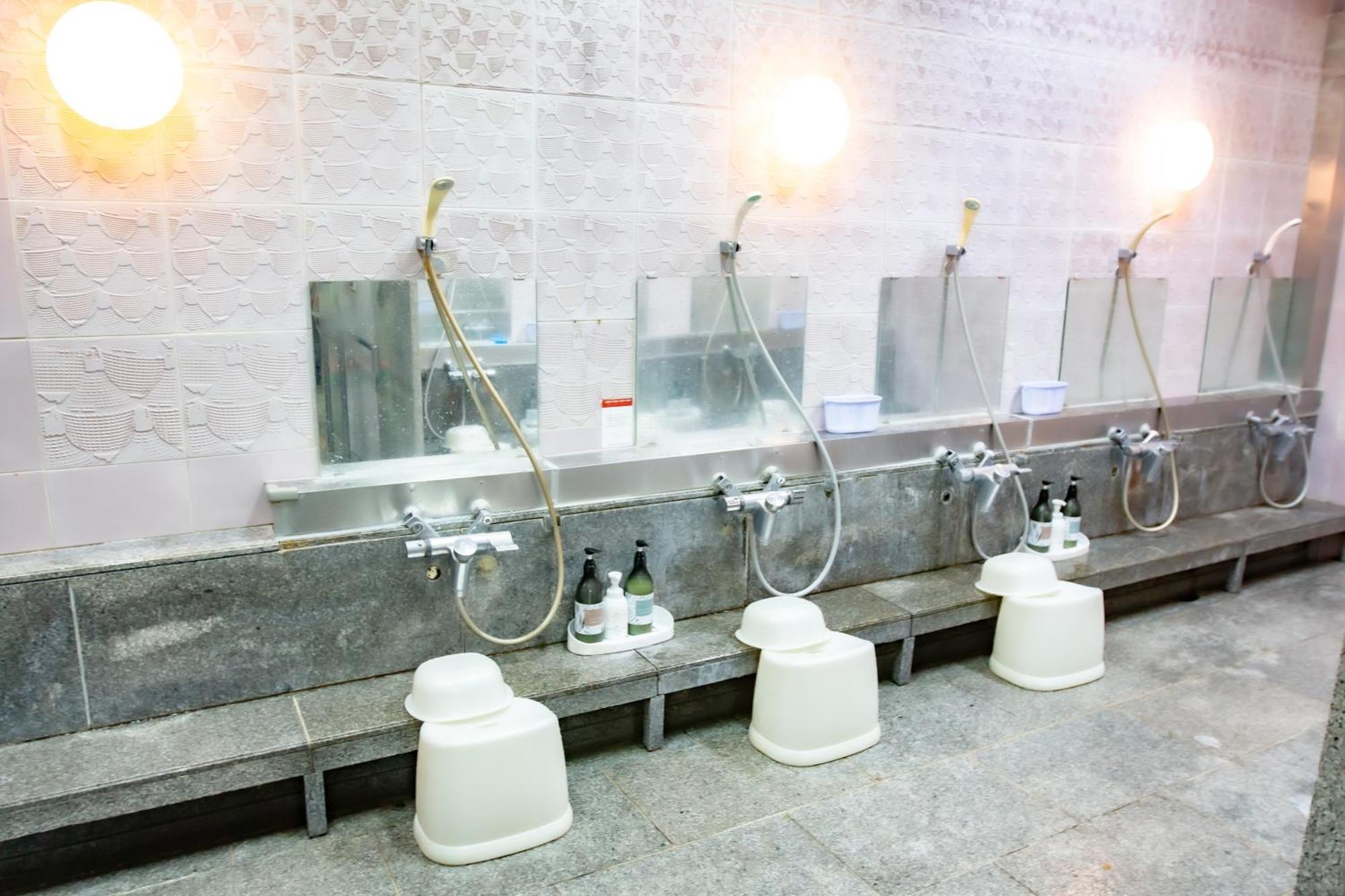 Capsule hotel Capsule Asahi Plaza Shinsaibashi - Men's Only *