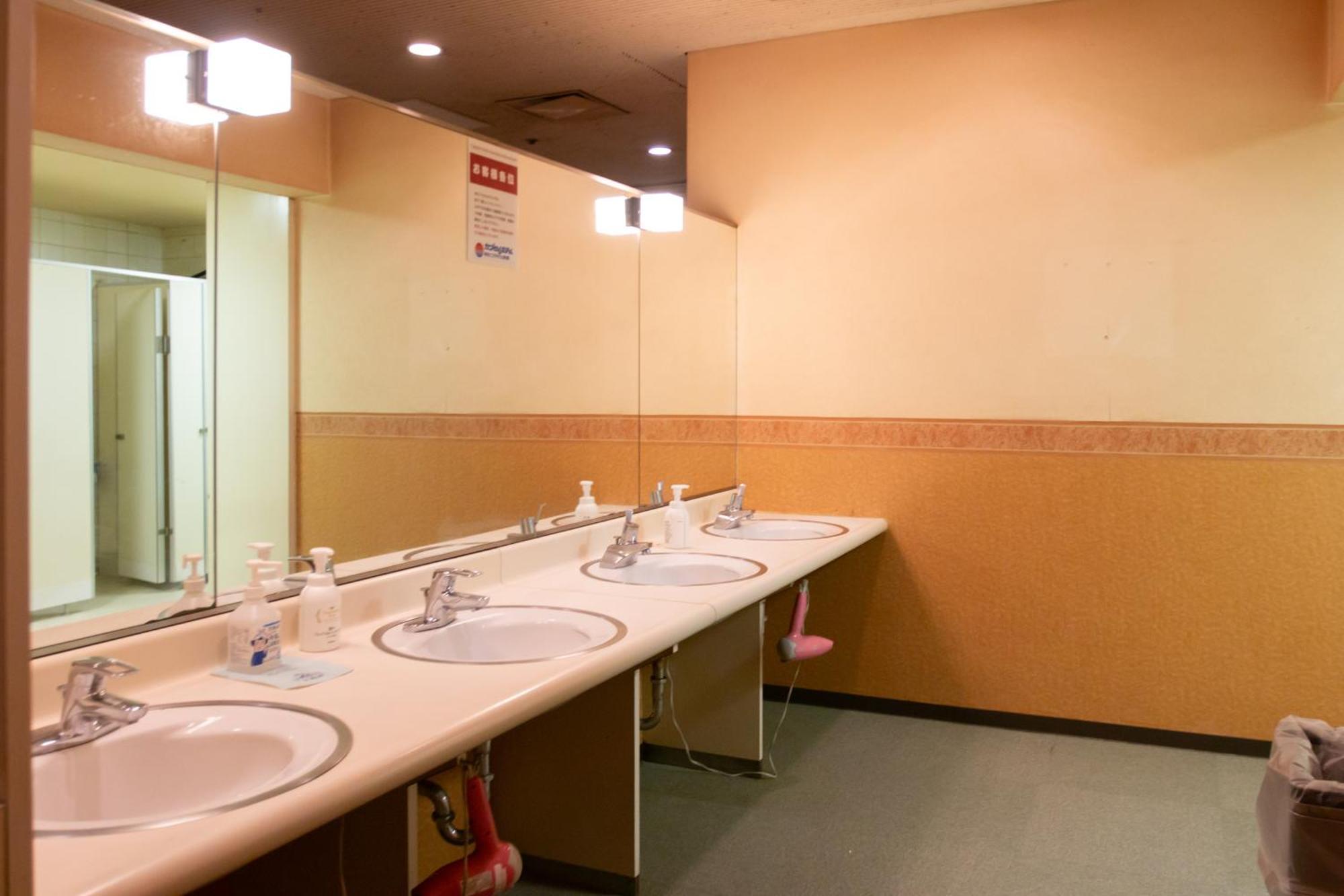 Capsule hotel Capsule Asahi Plaza Shinsaibashi - Men's Only
