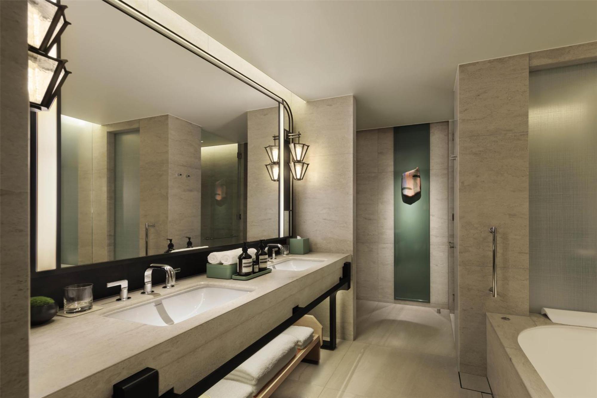 Waldorf Astoria Hotel 5*