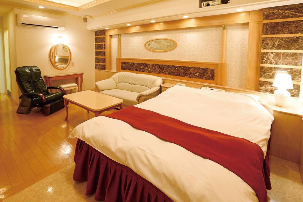 Hotel Fine Garden Umeda (adults Only) 3*