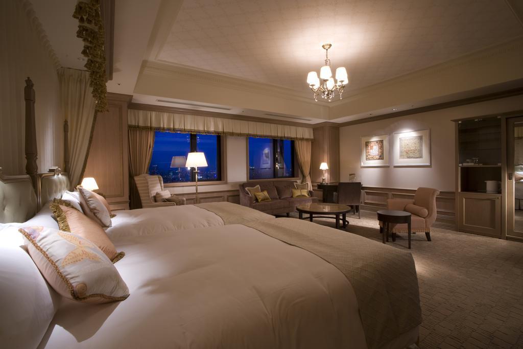 Monterey Grasmere 4* Osaka