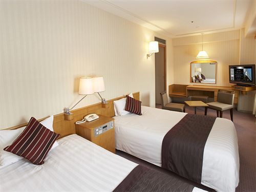 New Hankyu Annex Hotel 3*